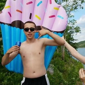 Meet your Posher, Wes